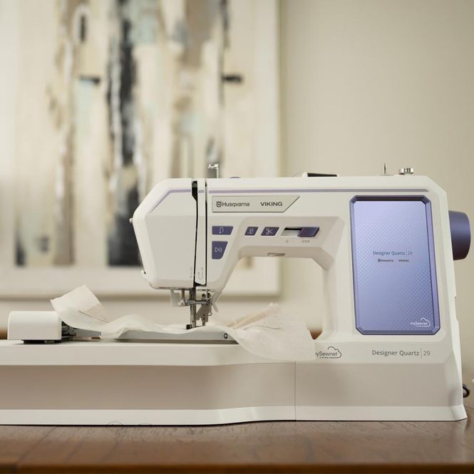 Hovedbilde Husqvarna Designer QUARTZ 29 sy- og broderimaskin